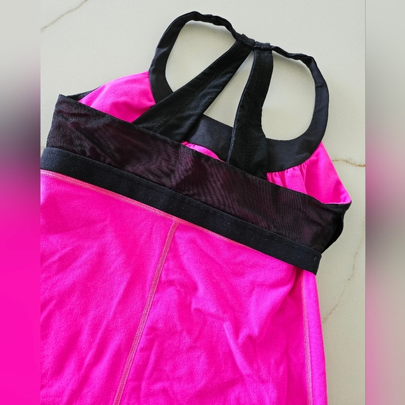 Lululemon Athletica Scoop Me Up Tank in Raspberry Glo Light / Black Sz 6? Active - Picture 9 of 12